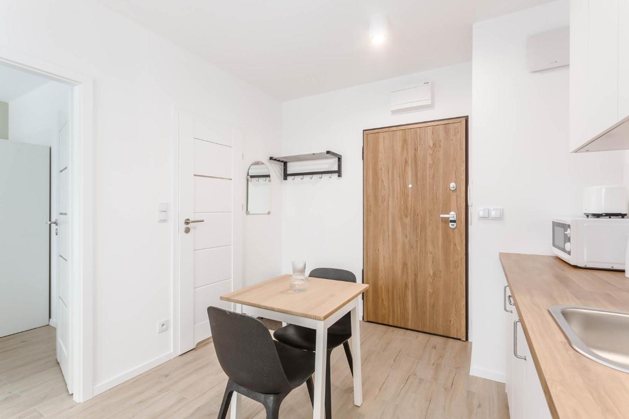 Enjoy! Ursynow Apartment Варшава Екстериор снимка